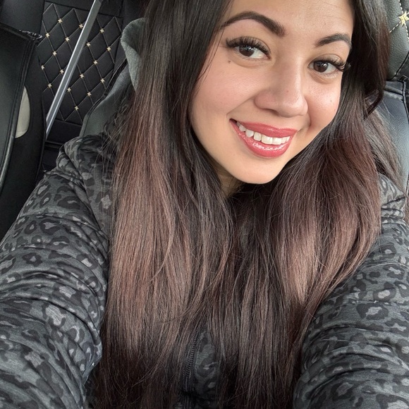 ✨TREAT ❤️ YOURSELF✨ - Picture 2 of 6